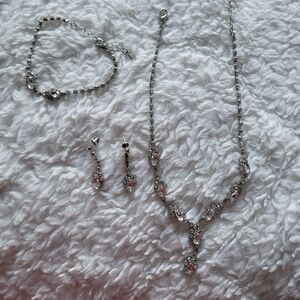 Set Of Necklace, Braclet & Earrings